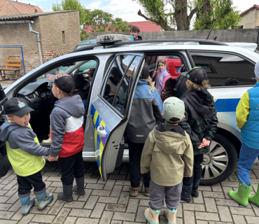NÁVŠTĚVA POLICIE V MŠ HLÍZOV 