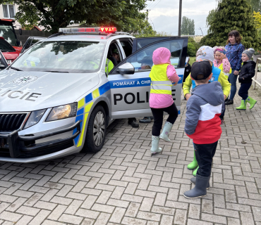 NÁVŠTĚVA POLICIE V MŠ HLÍZOV 